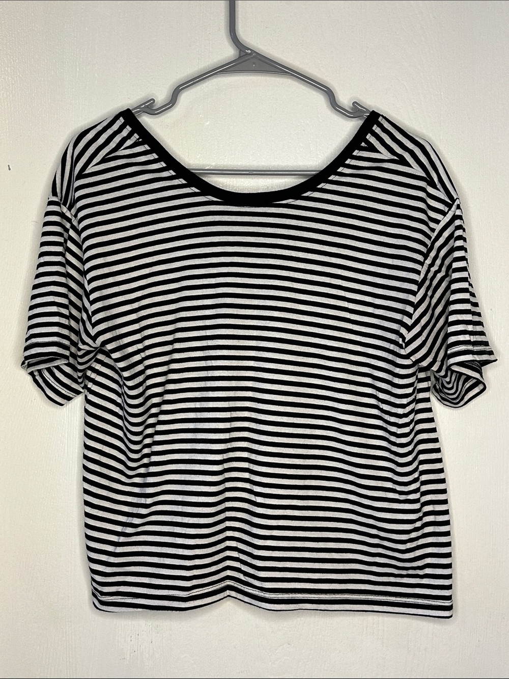VETTA V-Neck Convertible Tee Black/White Stripe / XS Women's Tee